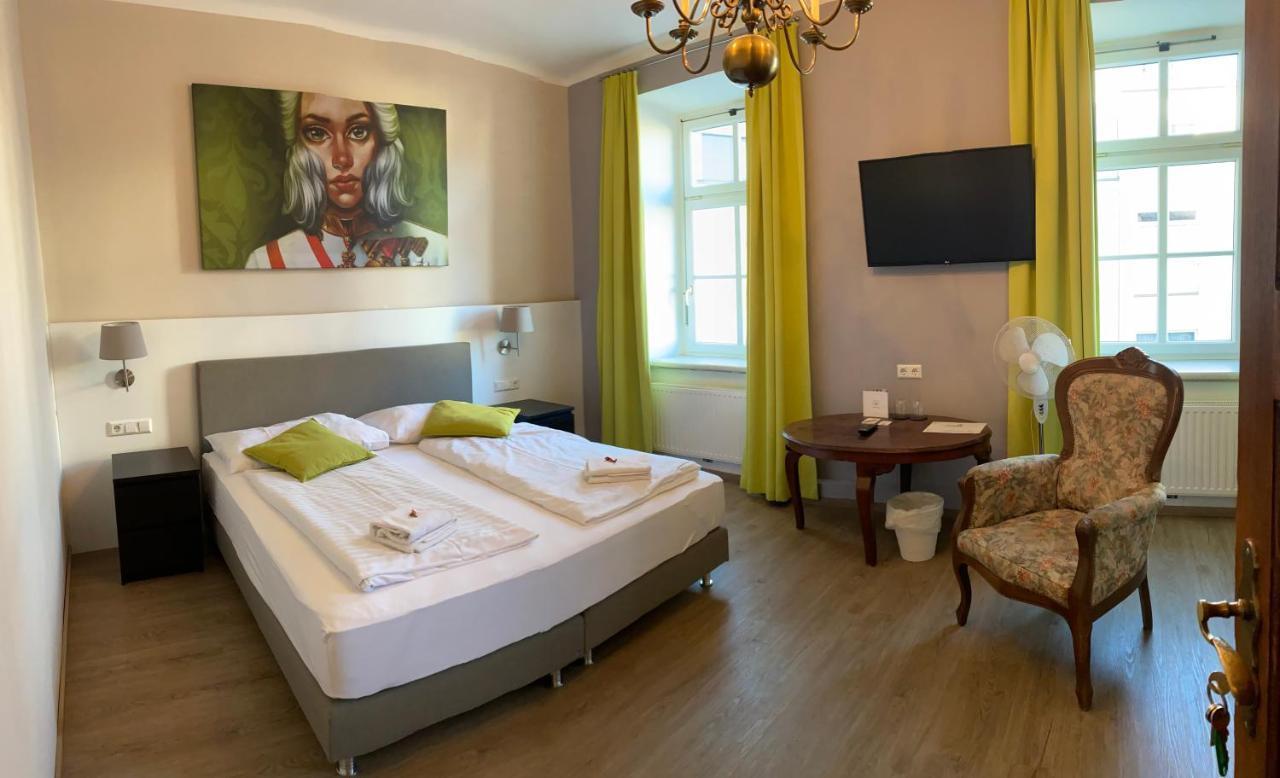 Urban Stay Salzburg City Екстер'єр фото