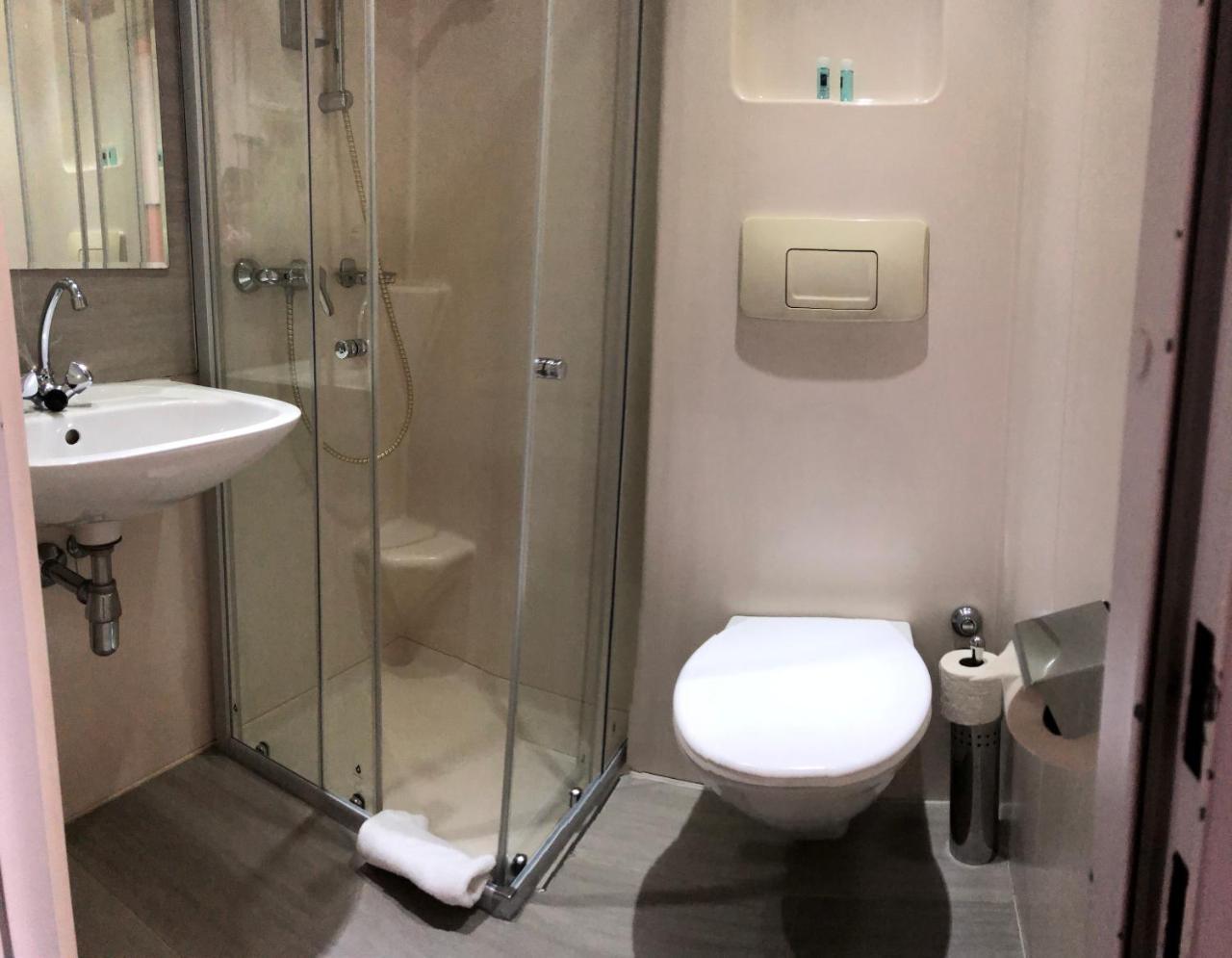 Urban Stay Salzburg City Екстер'єр фото